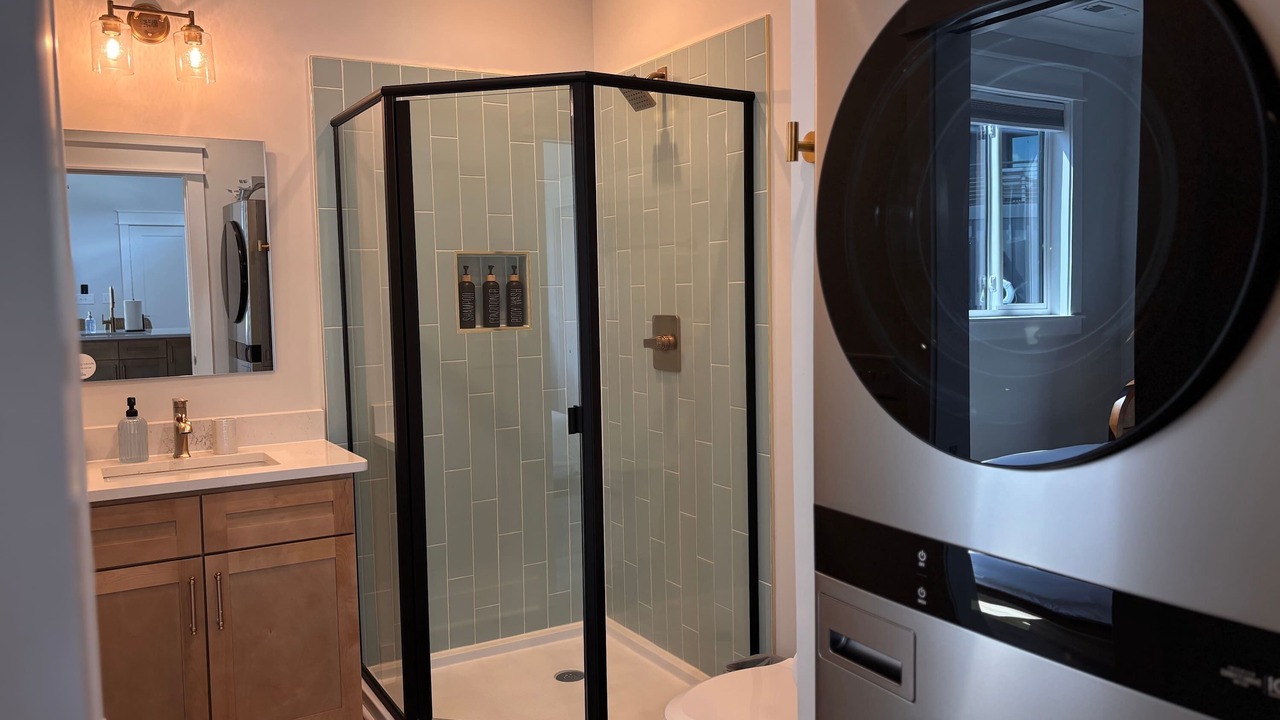 Photo of Bathroom in River District