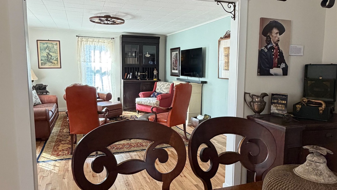 Photo of Livingroom in Fayetteville