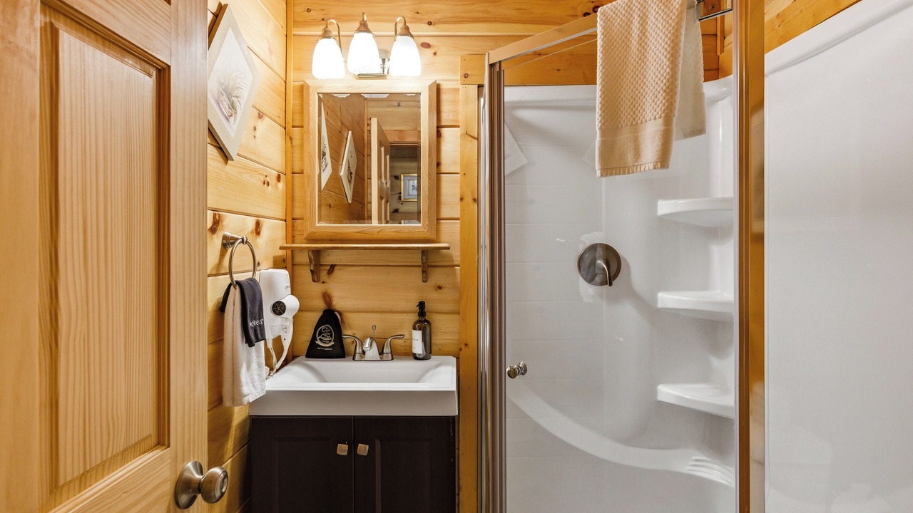 Photo of Bathroom in Wears Valley