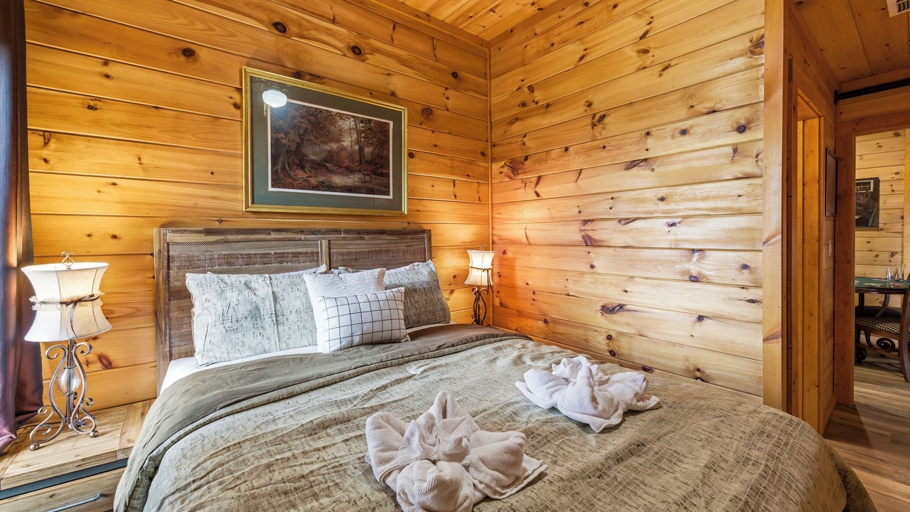 Photo of Bedroom in Wears Valley
