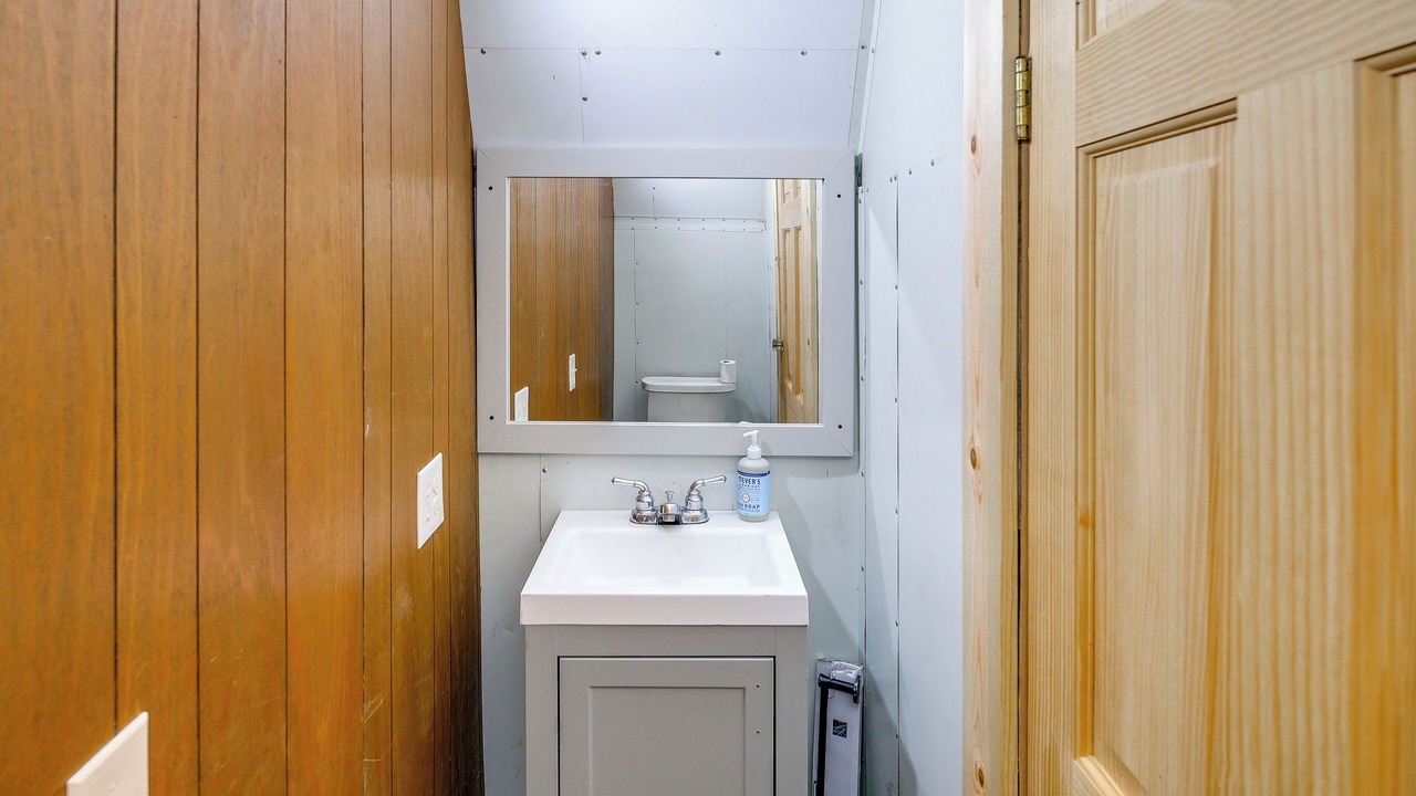 Photo of Bathroom in Hiwassee