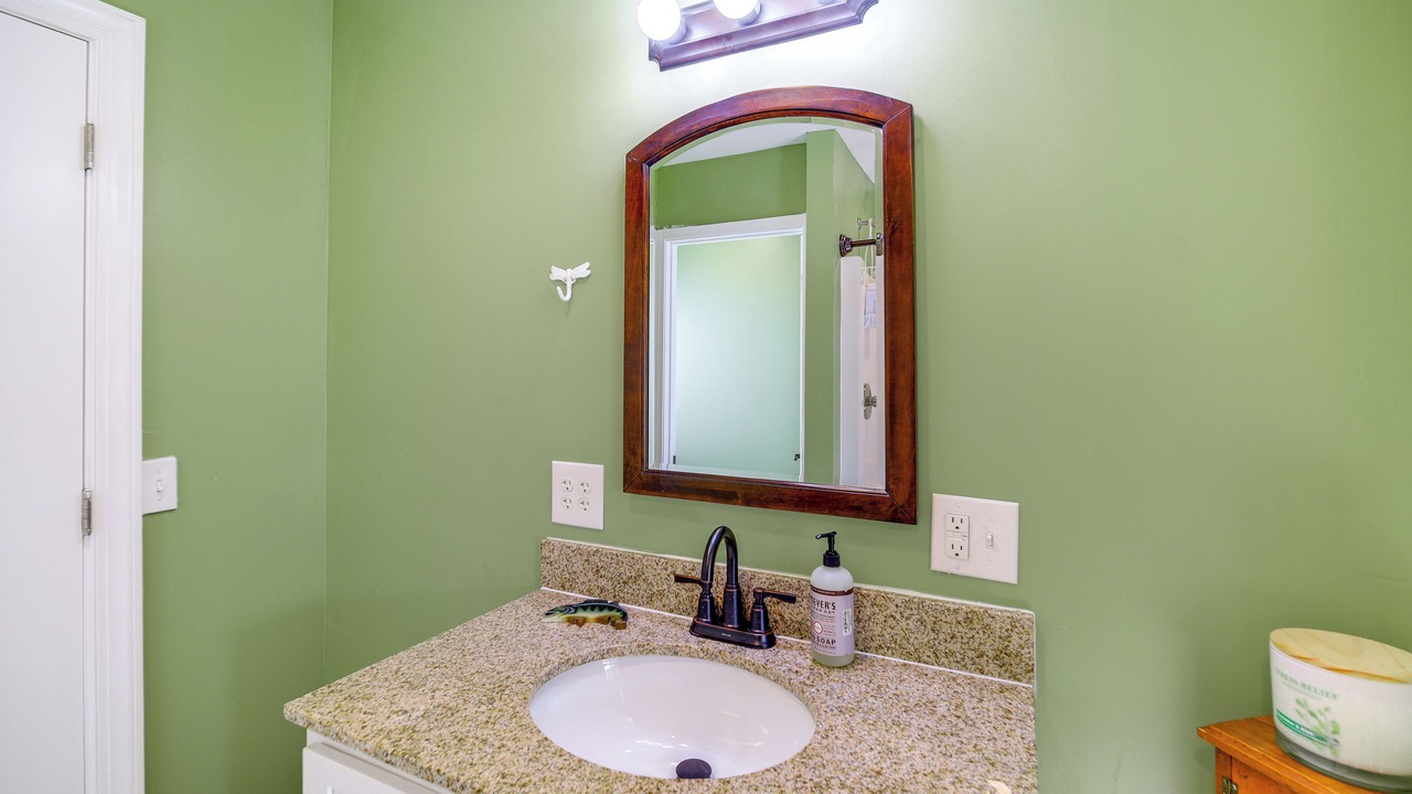 Photo of Bathroom in Hiwassee