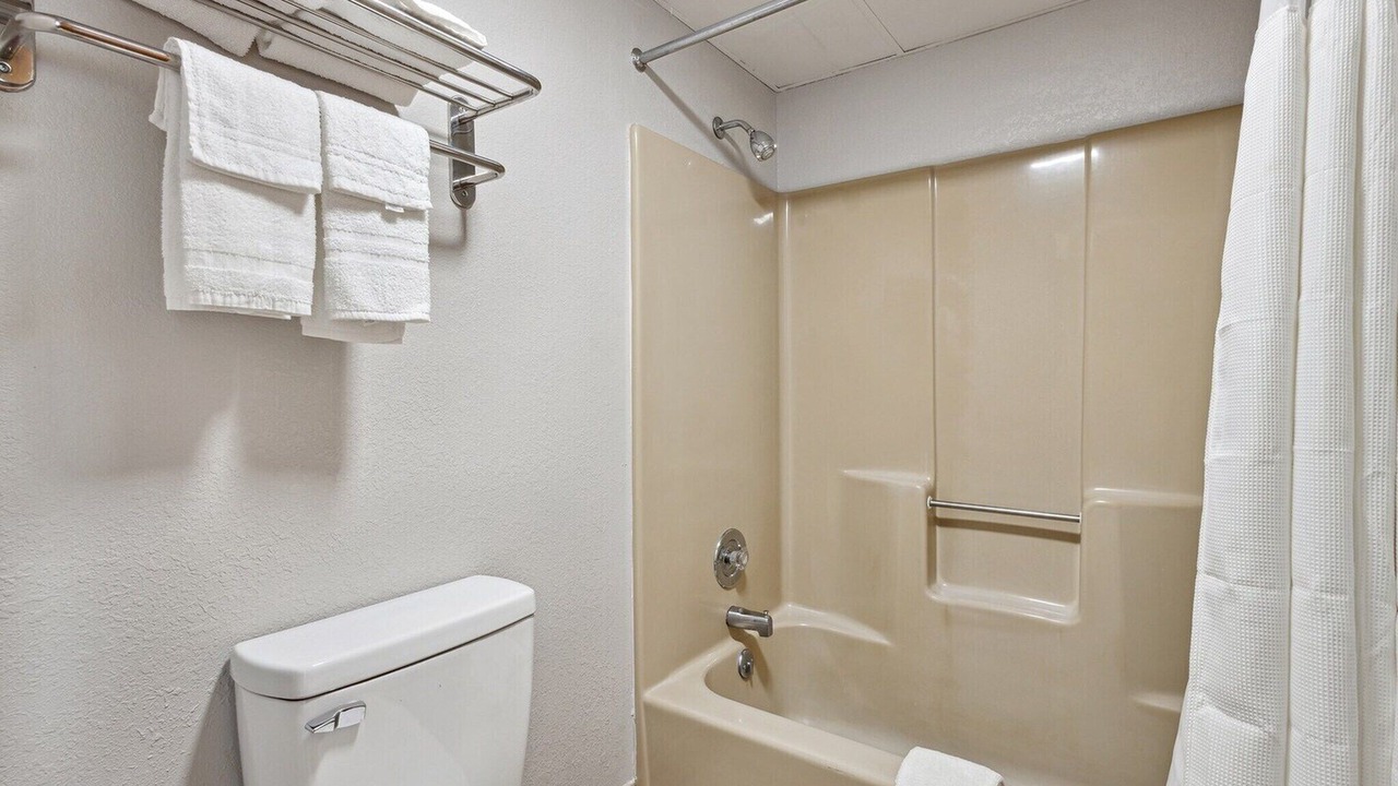 Photo of Bathroom in Greeneville