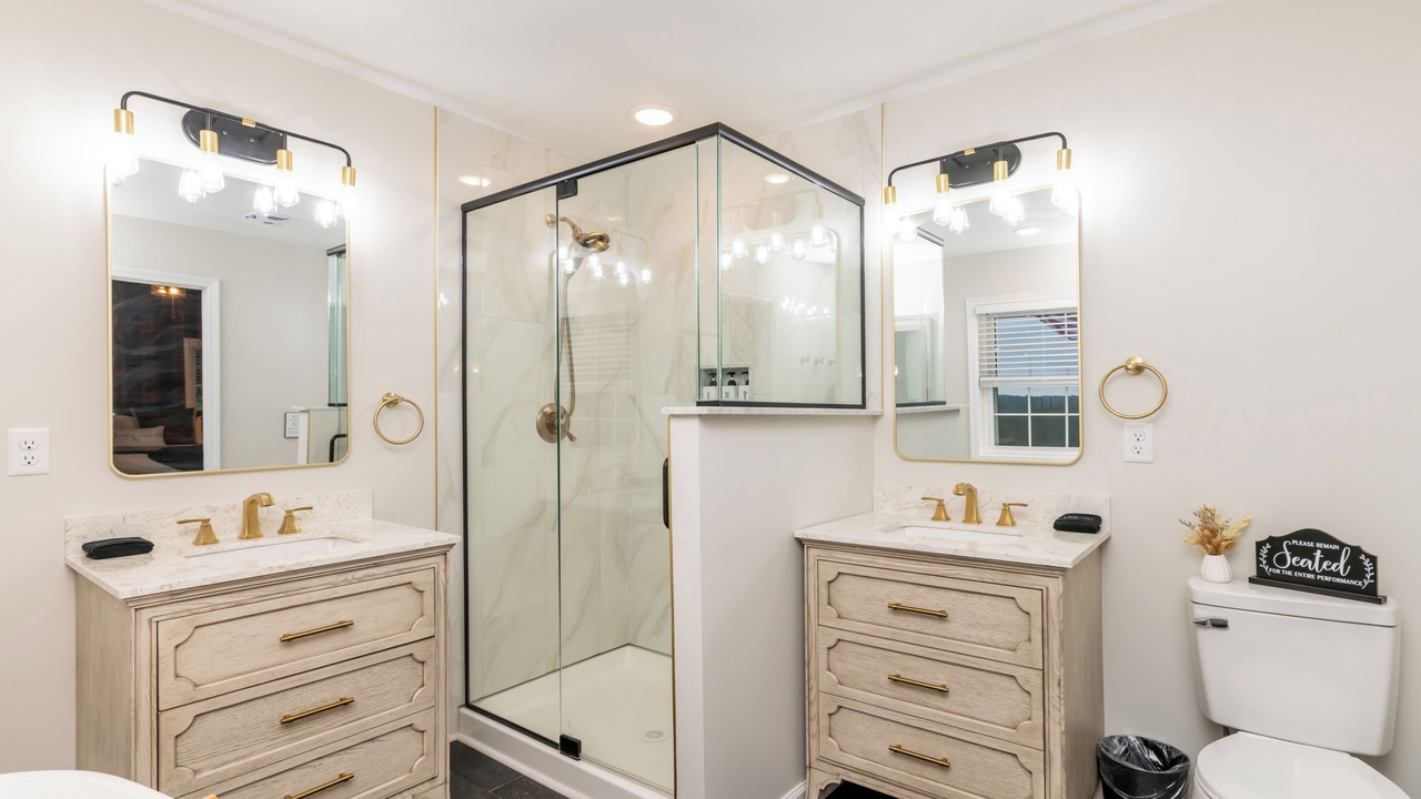 Photo of Bathroom in Bardstown