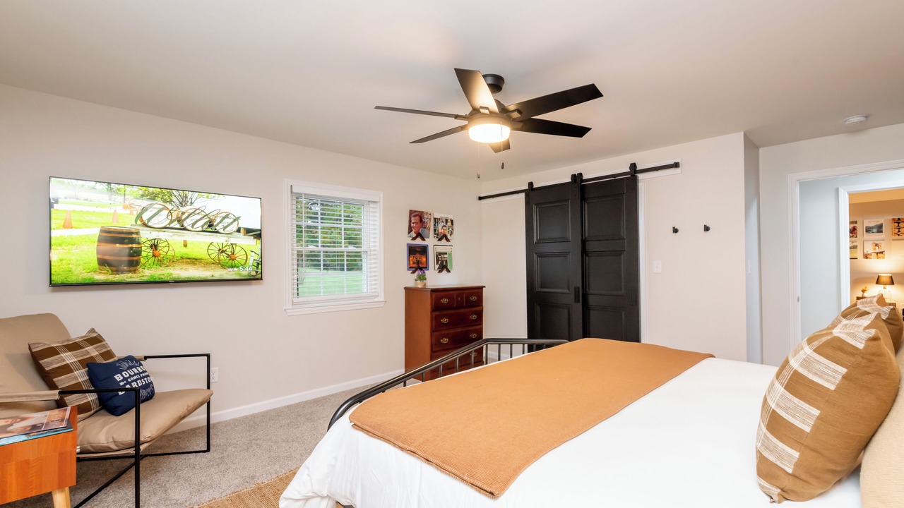 Photo of Bedroom in Bardstown