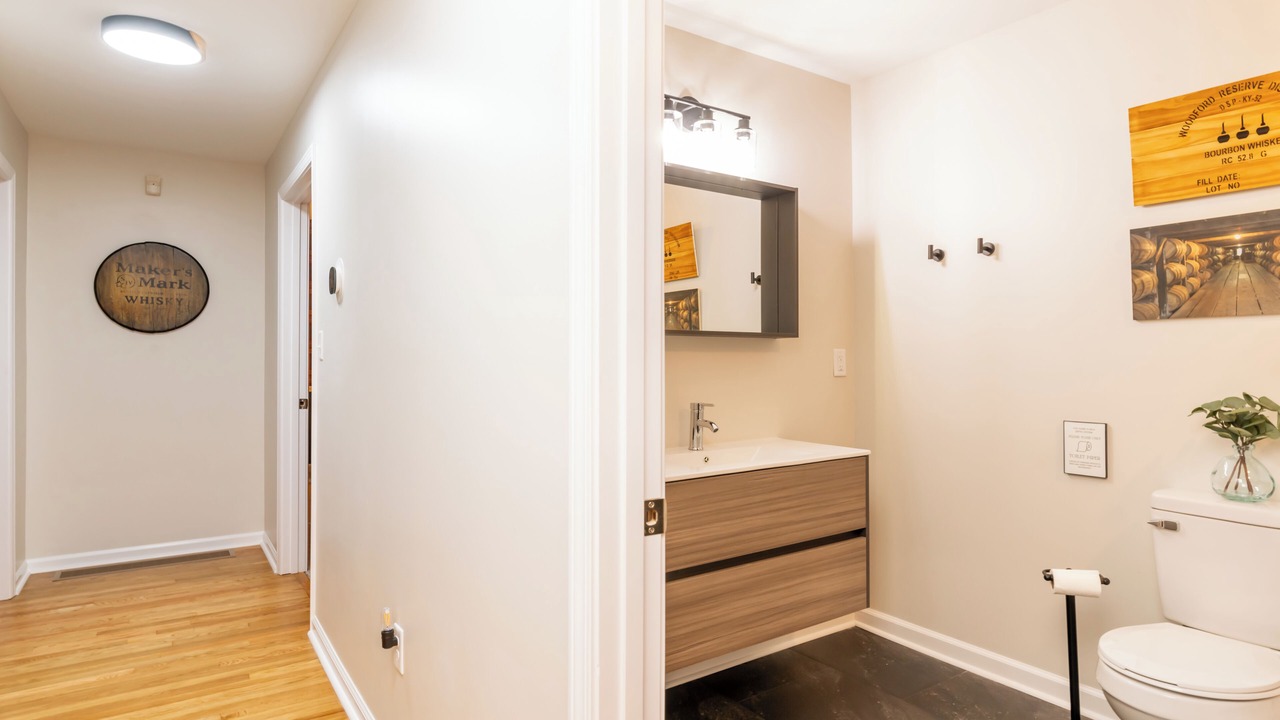 Photo of Bathroom in Bardstown