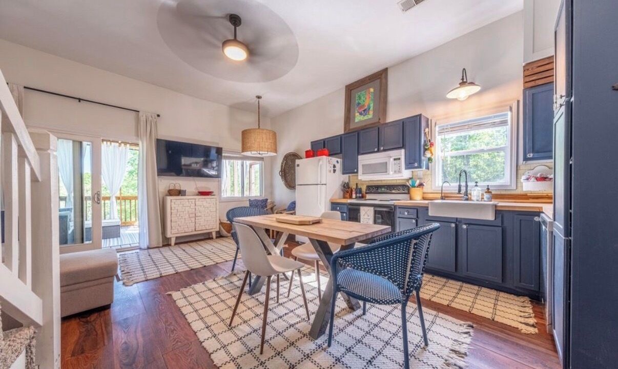 Photo of Kitchen in Falls of Rough