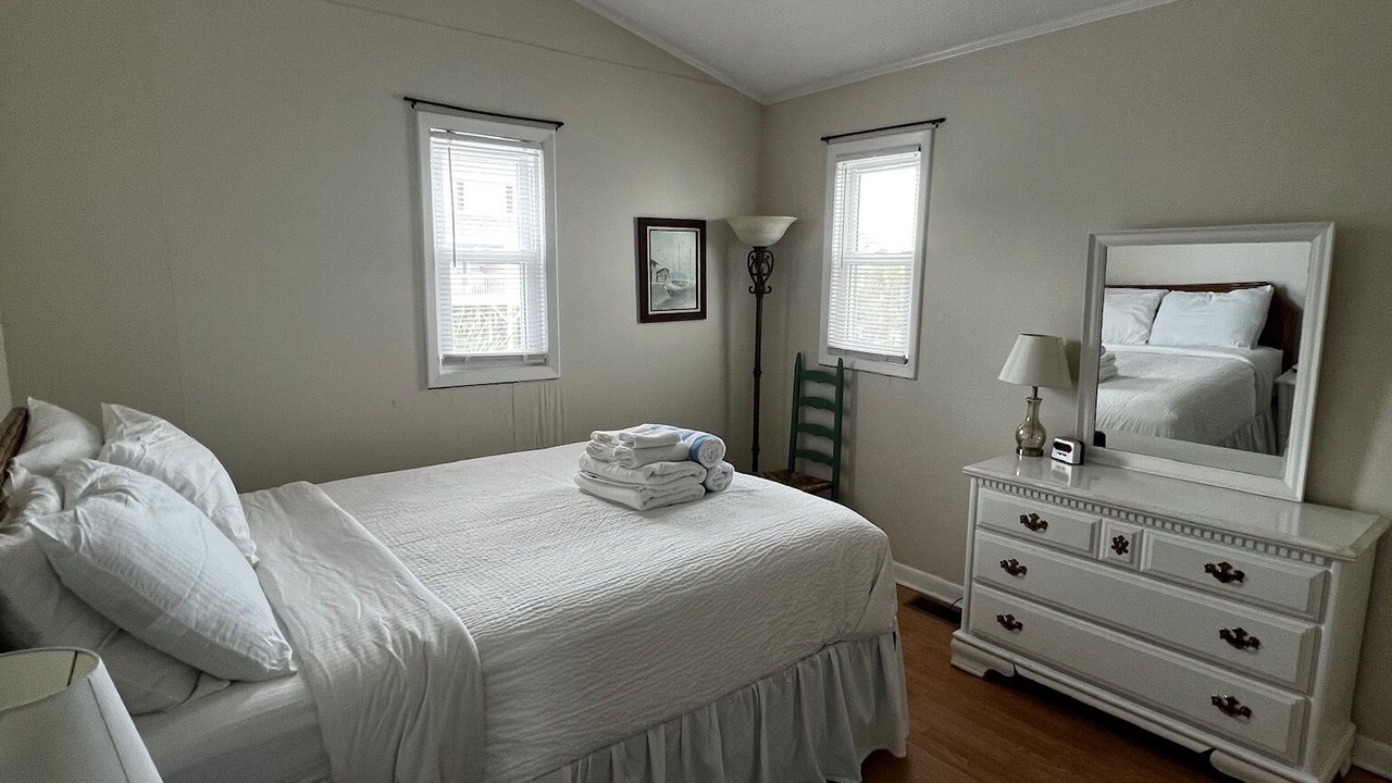 Photo of Bedroom in Ocean Isle Beach