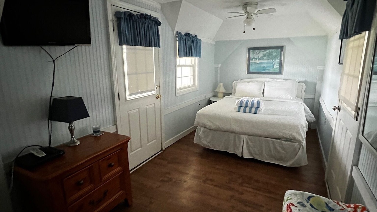 Photo of Bedroom in Ocean Isle Beach