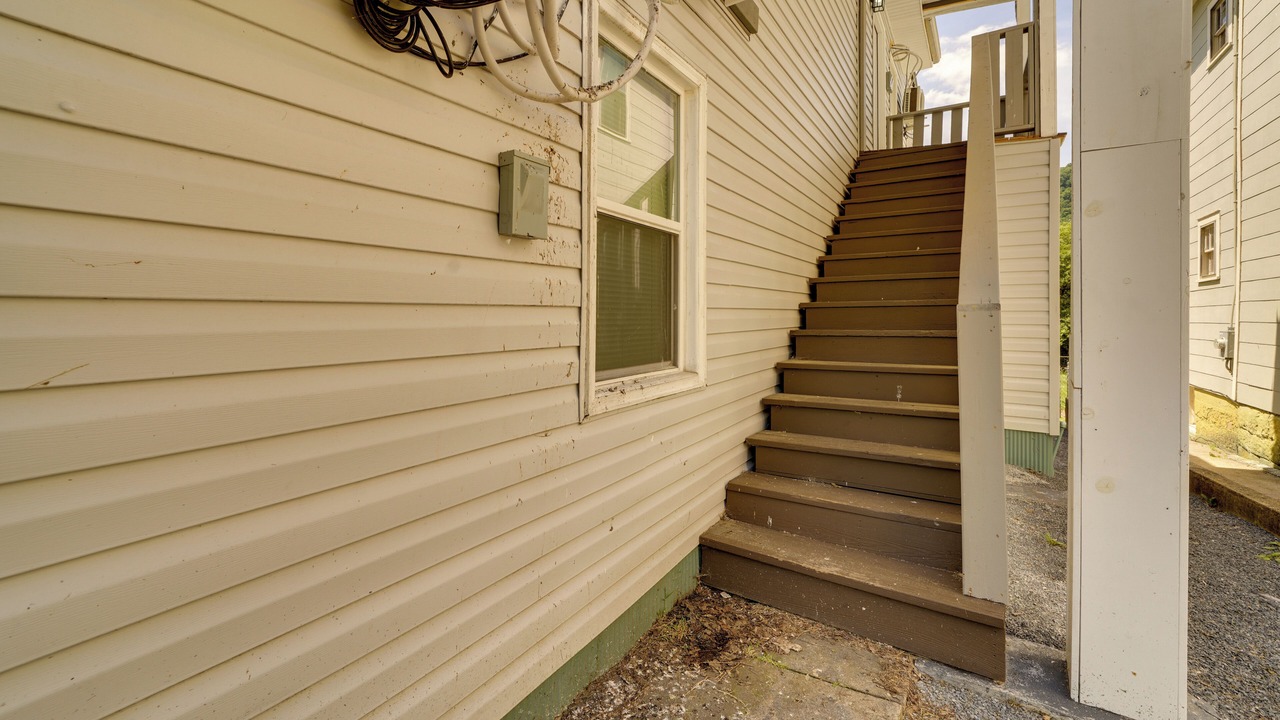 Photo of Outdoor in Bellepoint