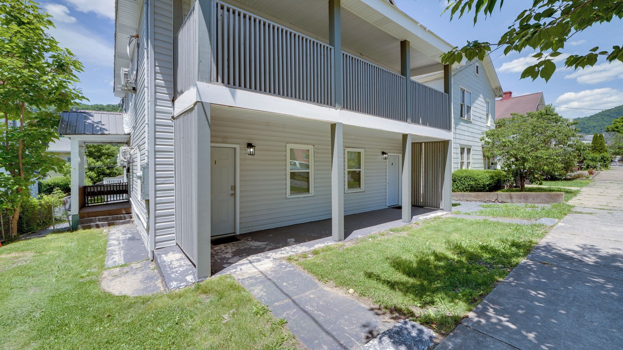 Photo of Outdoor in Bellepoint