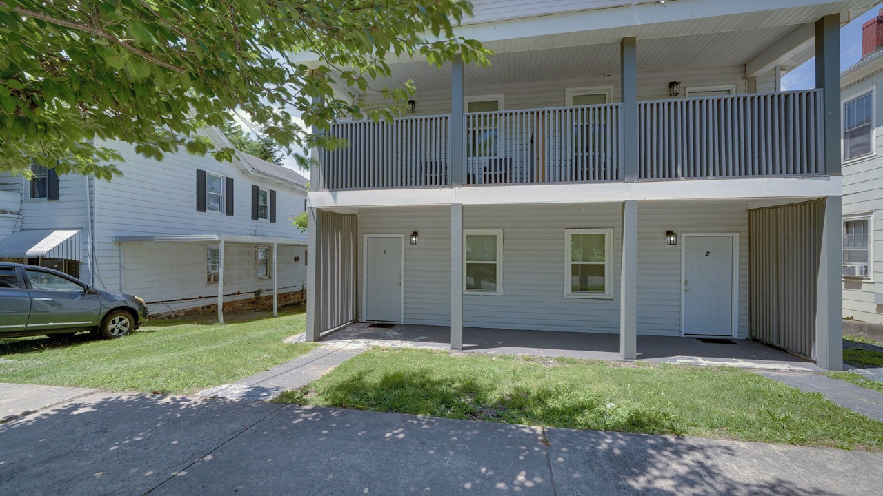Photo of Outdoor in Bellepoint