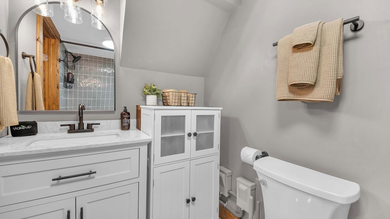 Photo of Bathroom in Lookout Valley Neighborhood Association