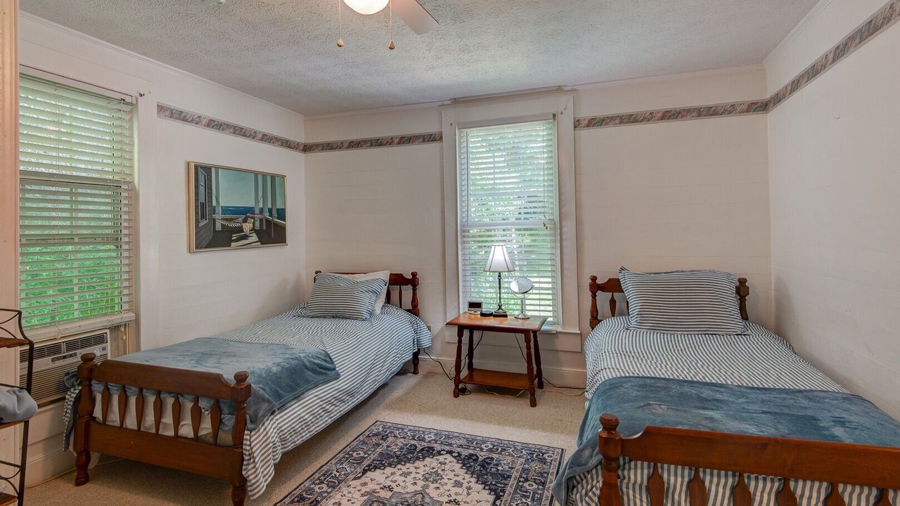 Photo of Bedroom in Todd
