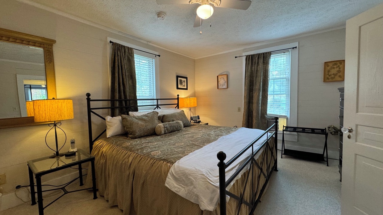 Photo of Bedroom in Todd