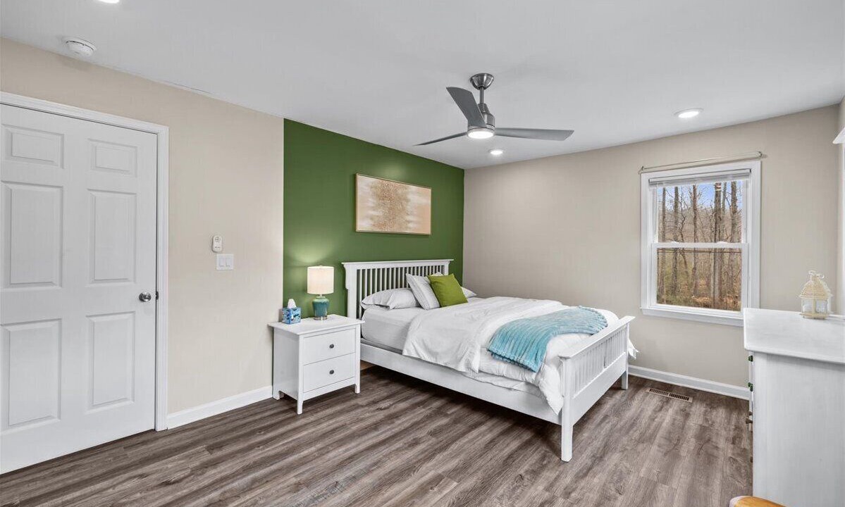 Photo of Bedroom in Roxboro
