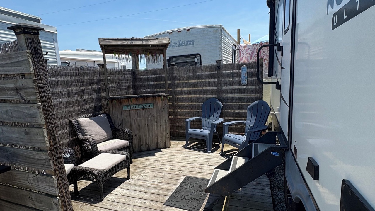 Photo of Patio Balcony in North Topsail Beach