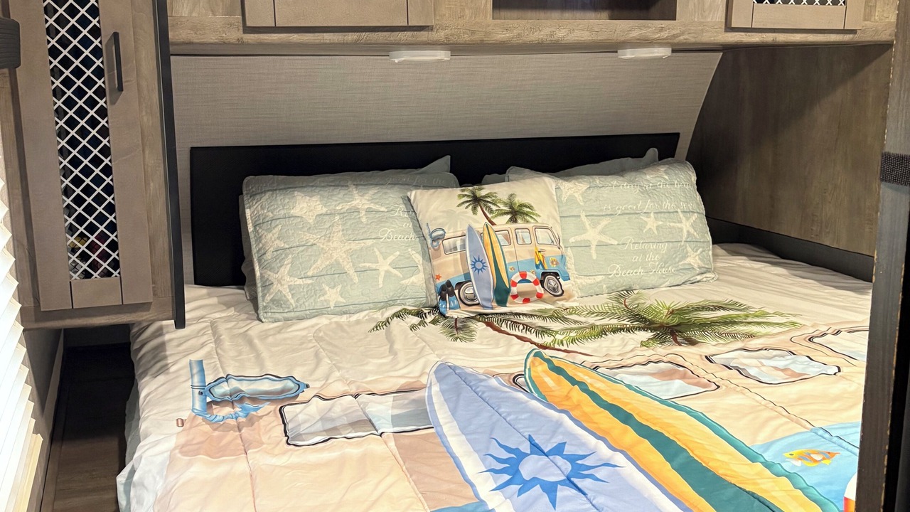 Photo of Bedroom in North Topsail Beach