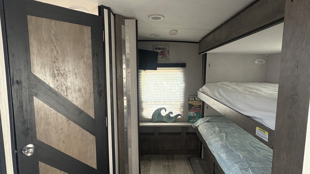 Photo of Bedroom in North Topsail Beach