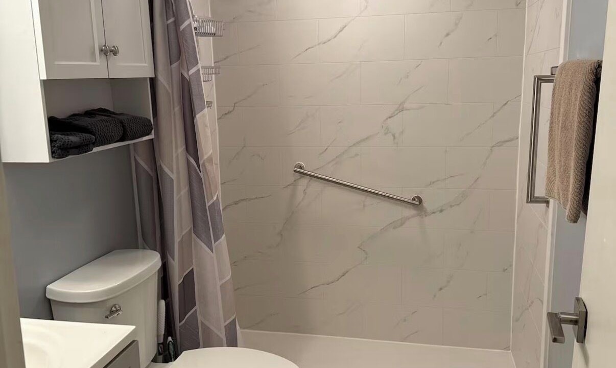 Photo of Bathroom in Downtown Knoxville