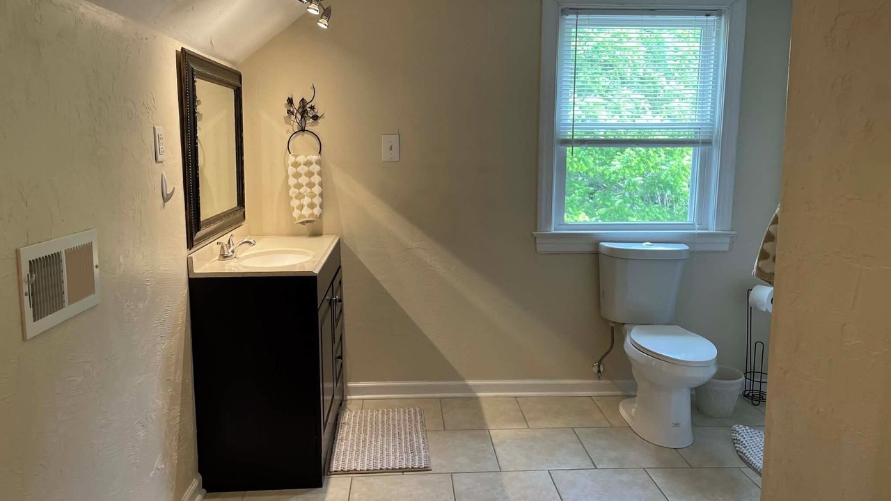 Photo of Bathroom in Cloverdale