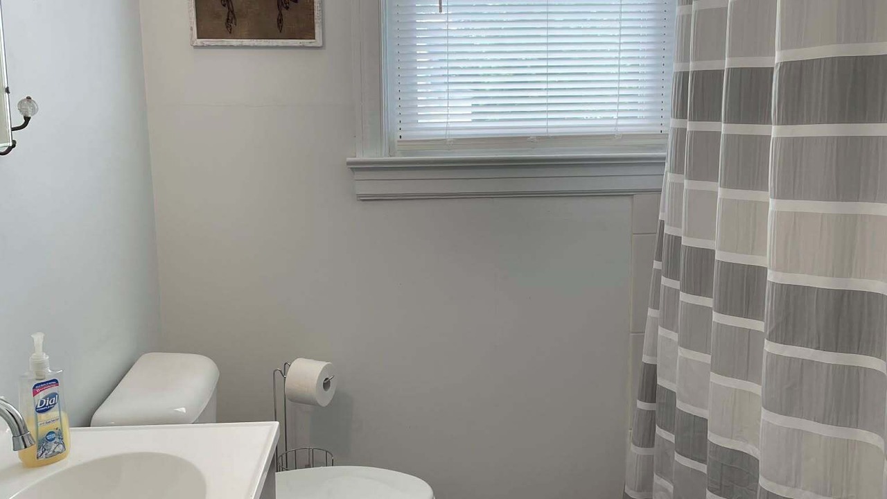 Photo of Bathroom in Cloverdale