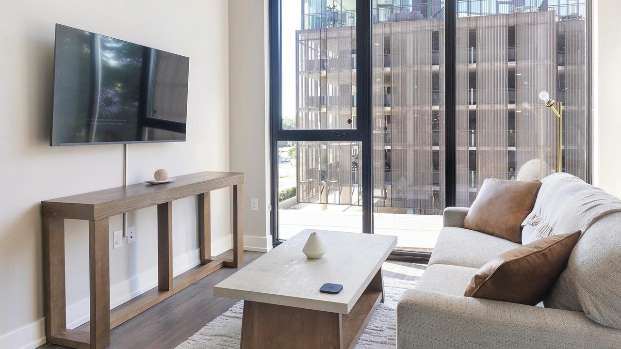 Photo of Livingroom in Southwest Raleigh