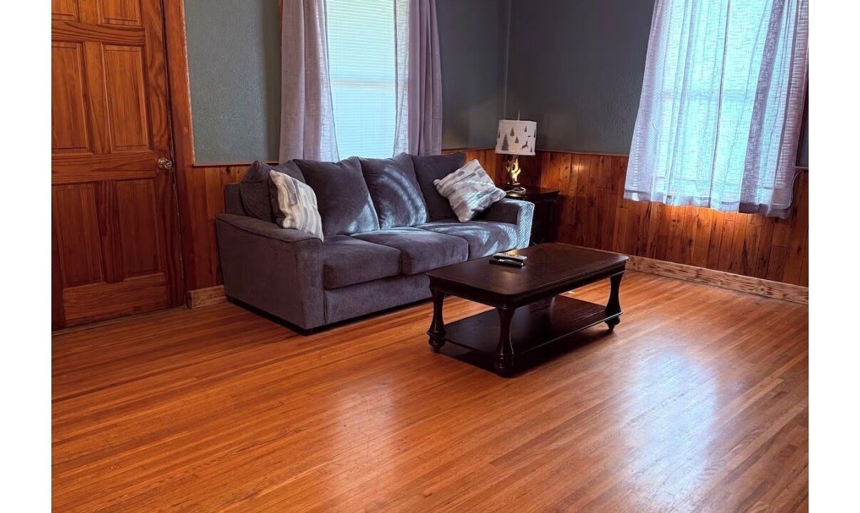 Photo of Livingroom in Rainelle