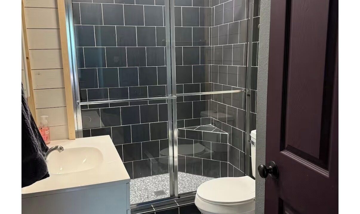 Photo of Bathroom in Rainelle