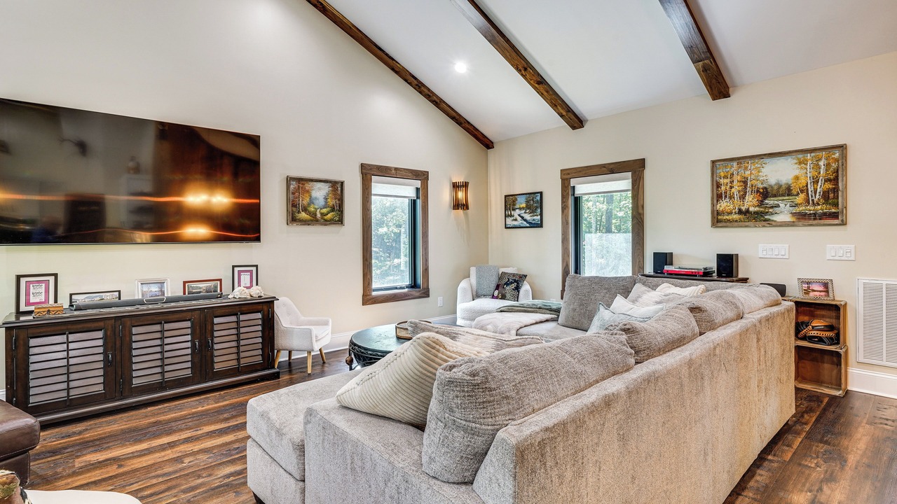Photo of Livingroom in Hurdle Mills