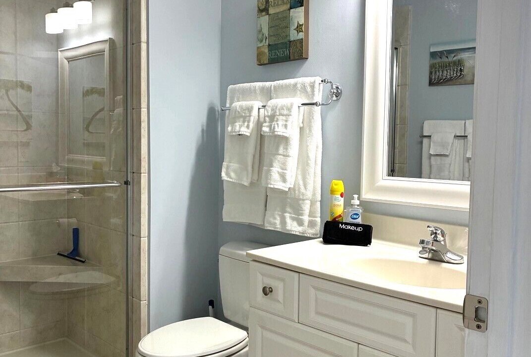 Photo of Bathroom in Sea Trail