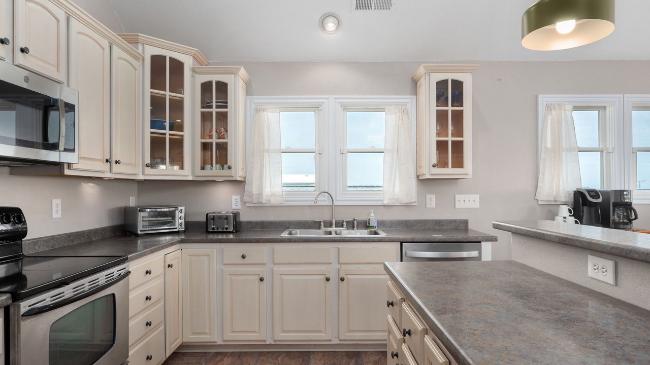 Photo of Kitchen in Sea Scape
