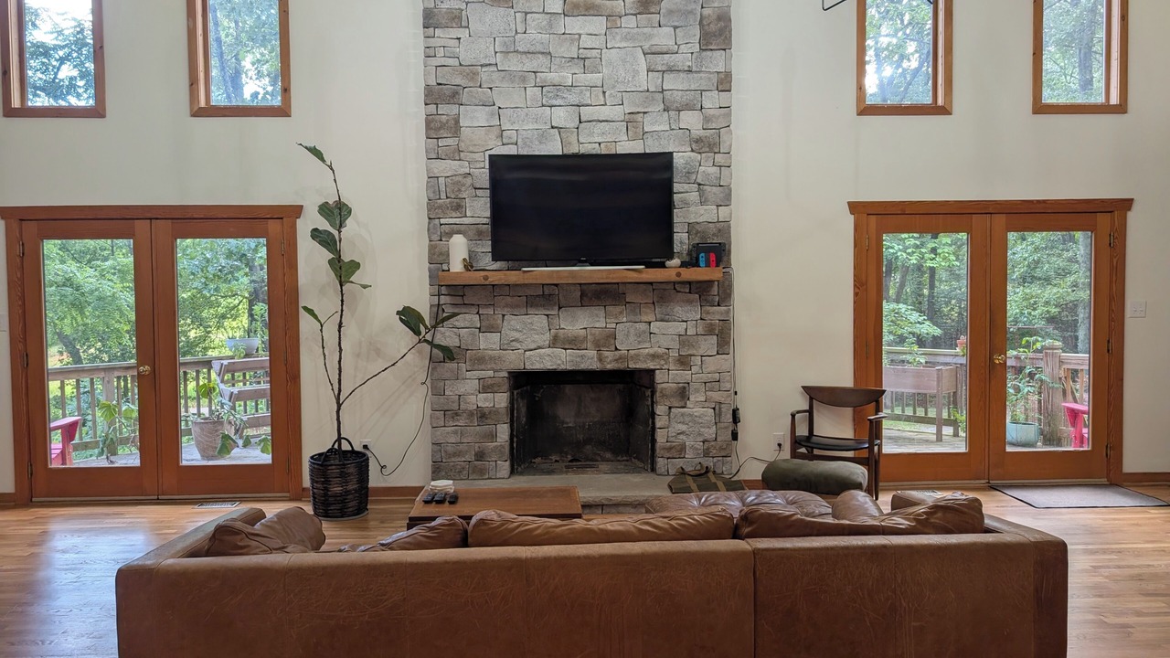 Photo of Livingroom in Powhatan