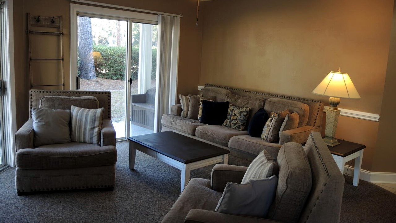 Photo of Livingroom in Calabash