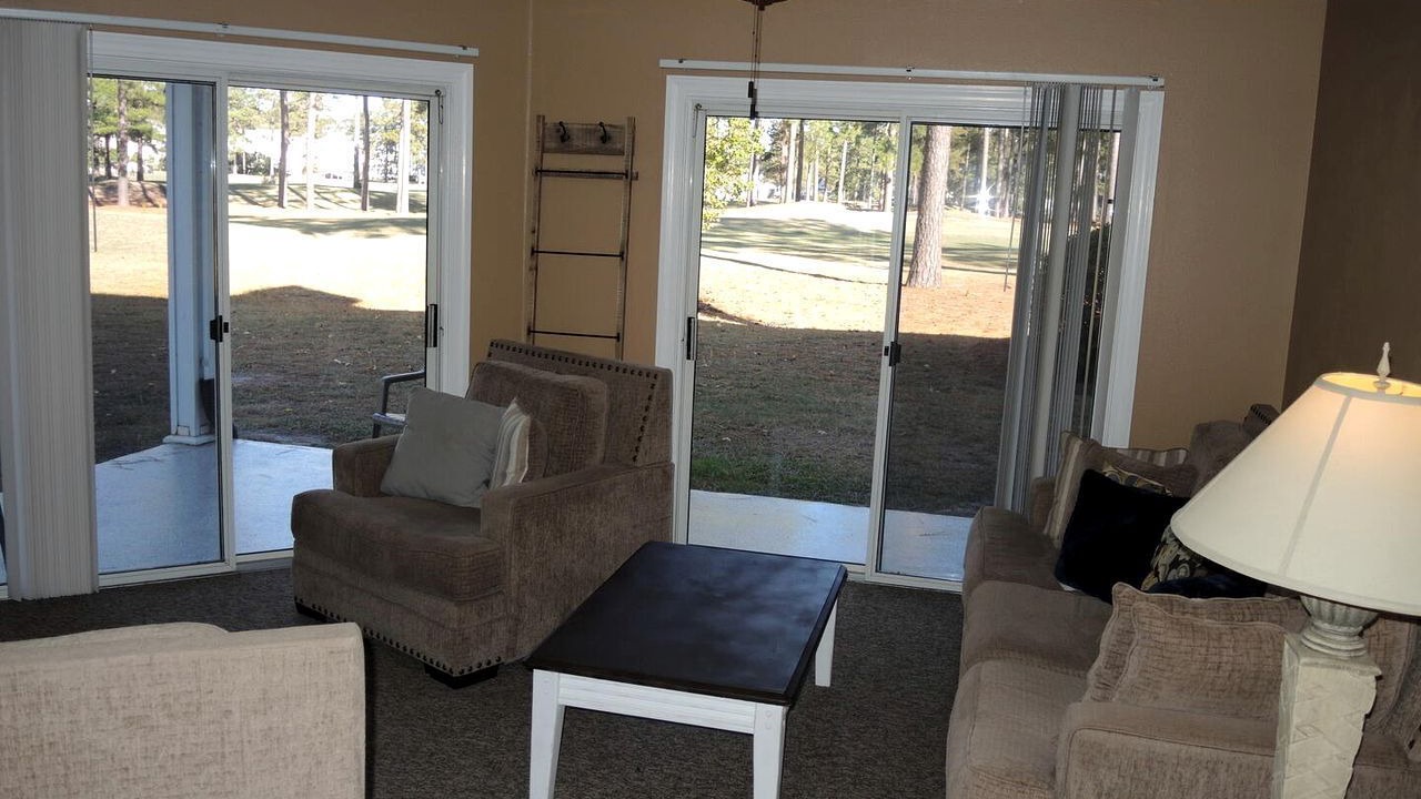 Photo of Livingroom in Calabash