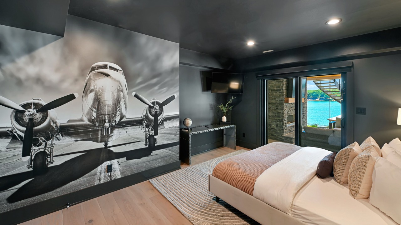 Photo of Bedroom in Troutman