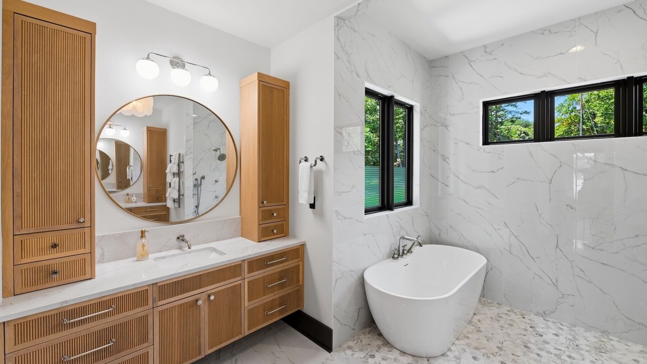 Photo of Bathroom in Troutman