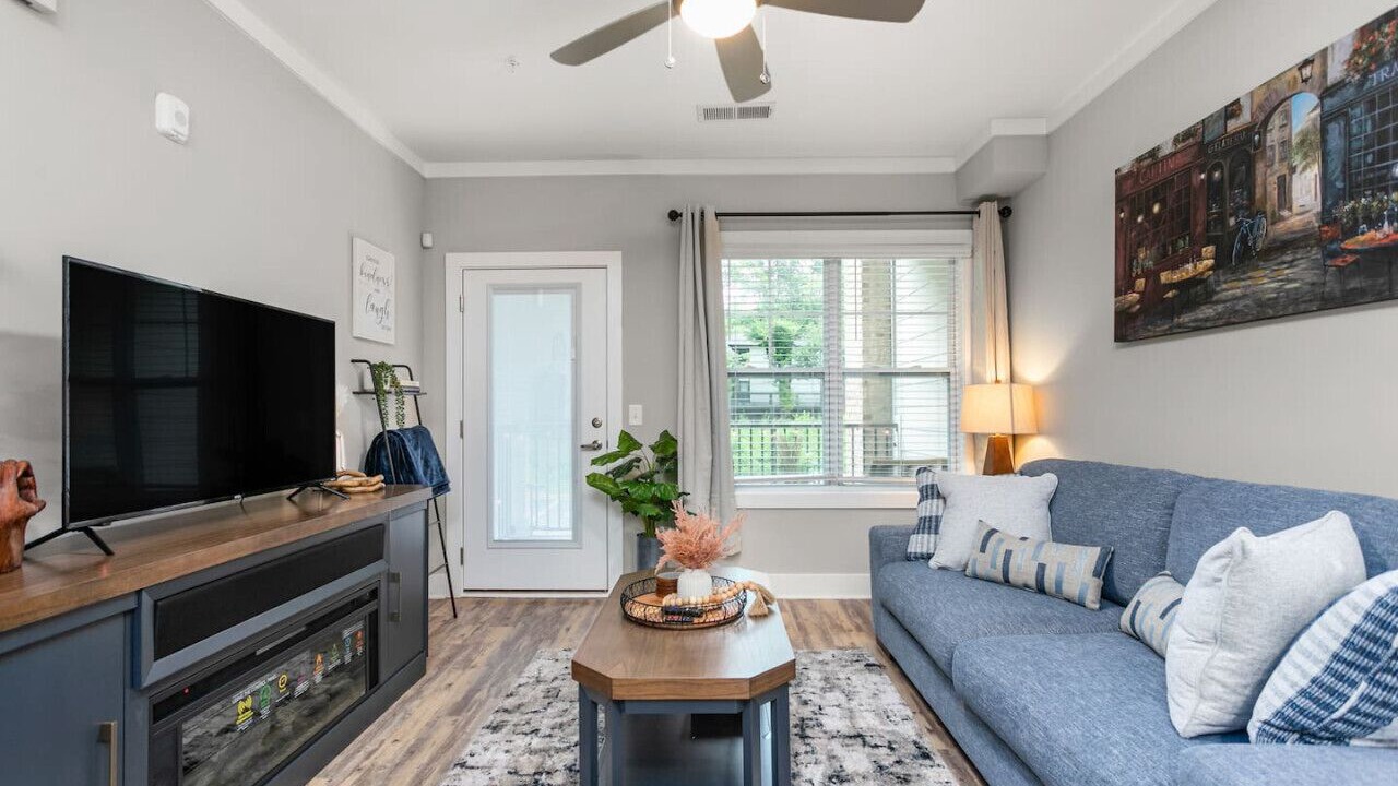 Photo of Livingroom in Greensboro