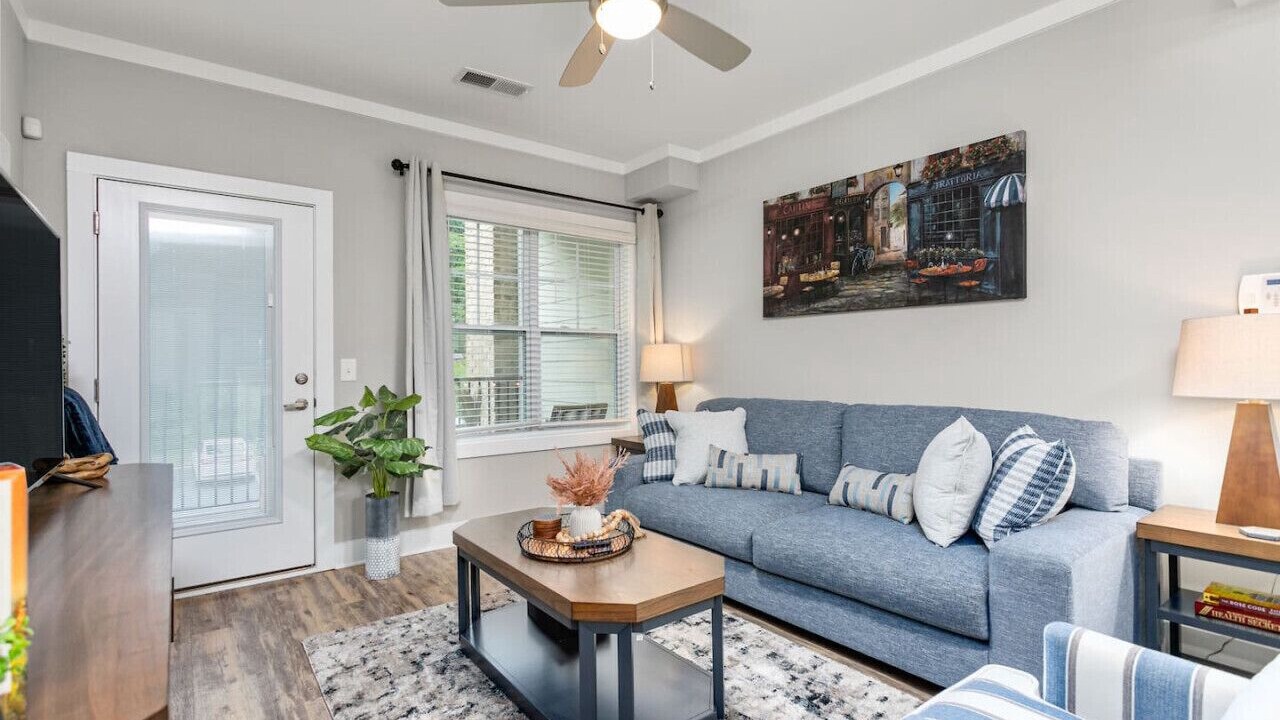 Photo of Livingroom in Greensboro