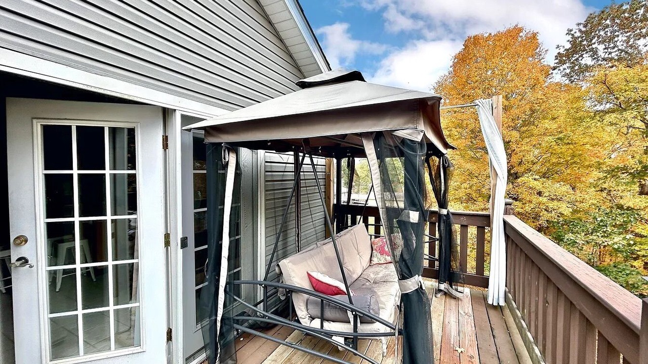Photo of Outdoor in Bronston