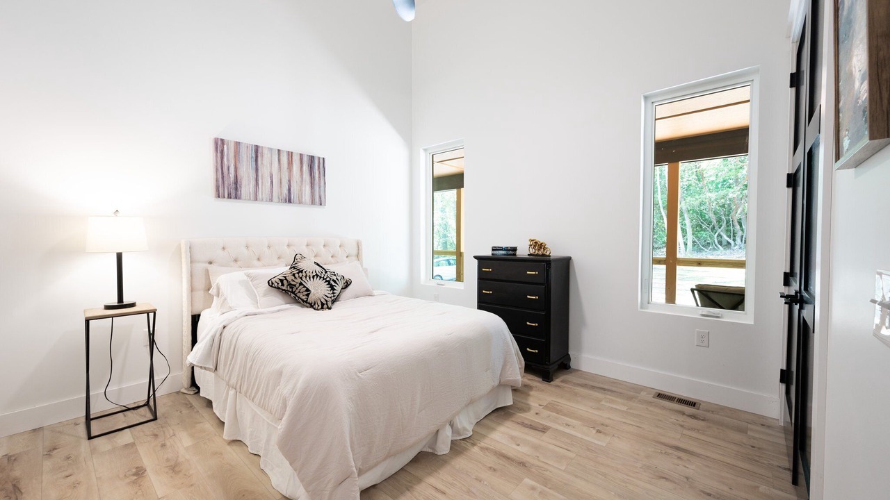 Photo of Bedroom in Arden