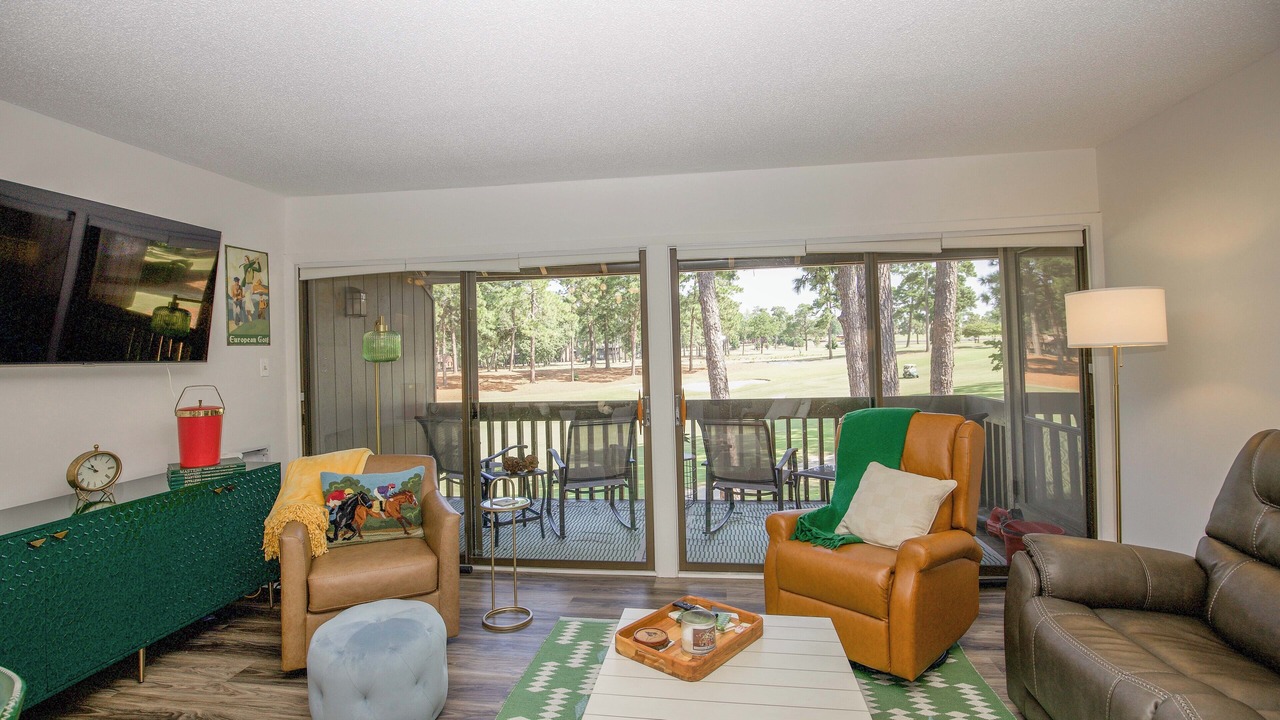 Photo of Livingroom in Pinehurst