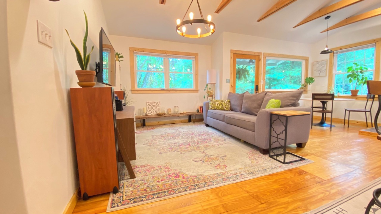 Photo of Livingroom in Asheville