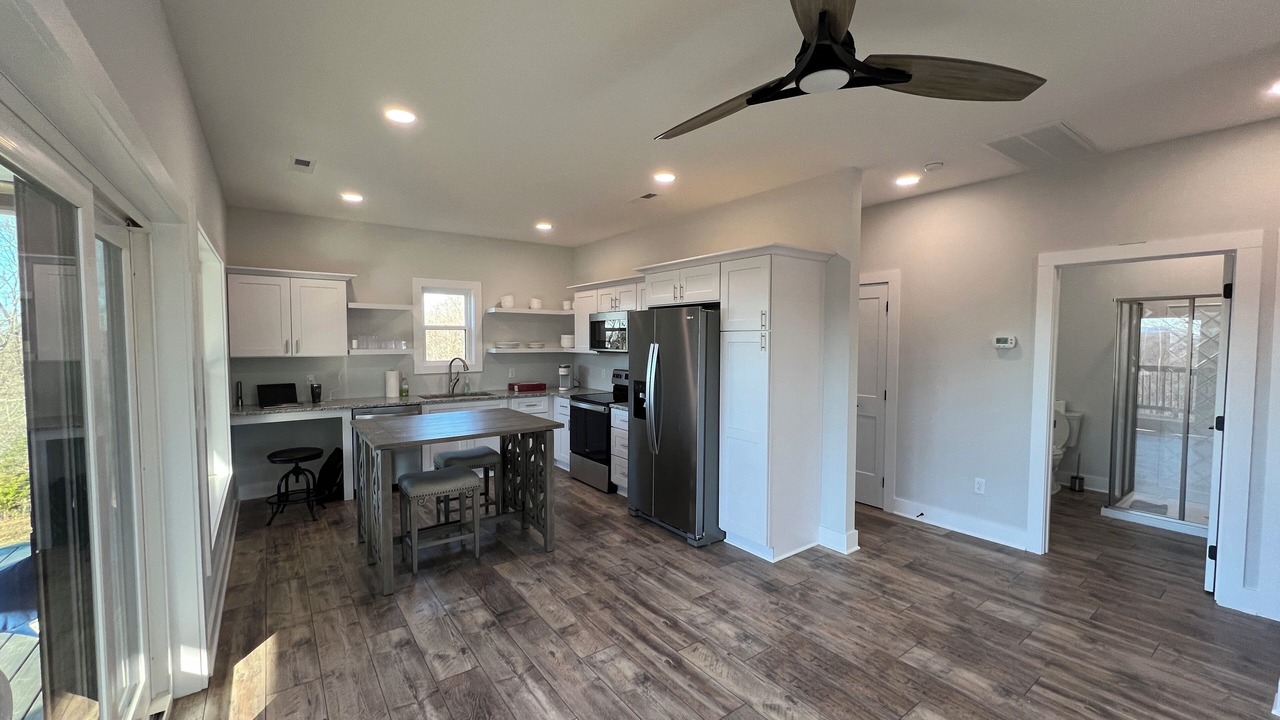 Photo of Kitchen in Byrdstown