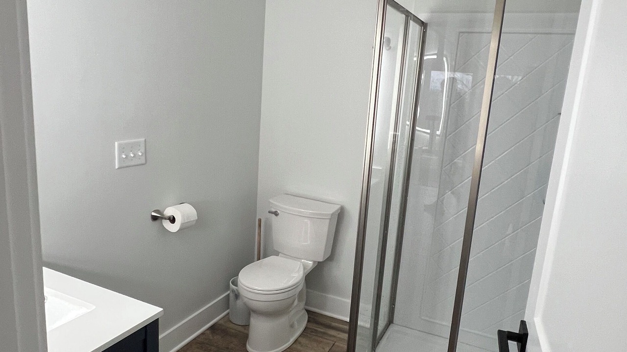 Photo of Bathroom in Byrdstown