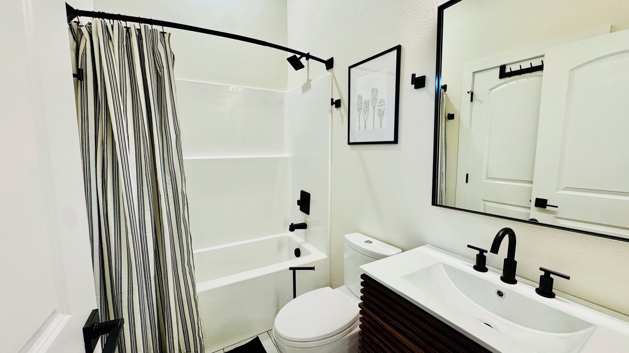 Photo of Bathroom in La Follette