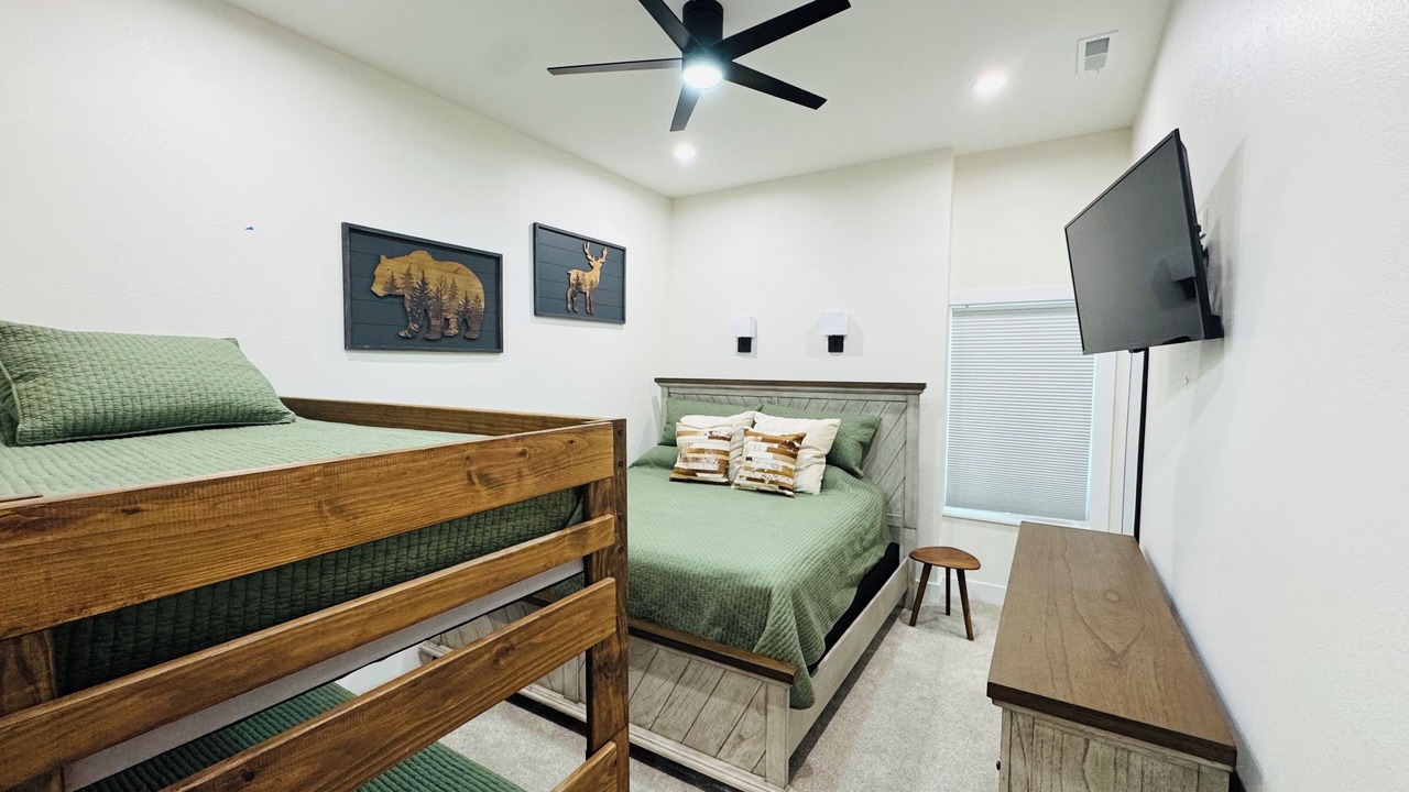 Photo of Bedroom in La Follette