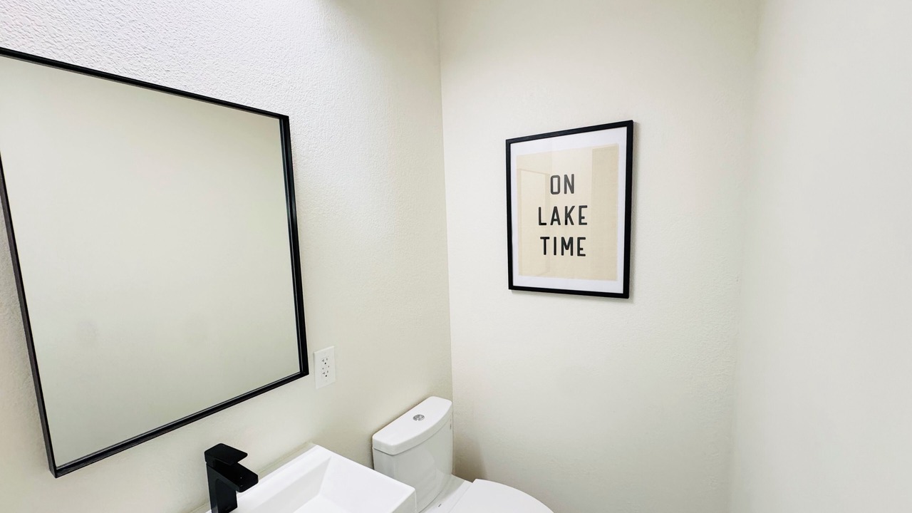 Photo of Bathroom in La Follette