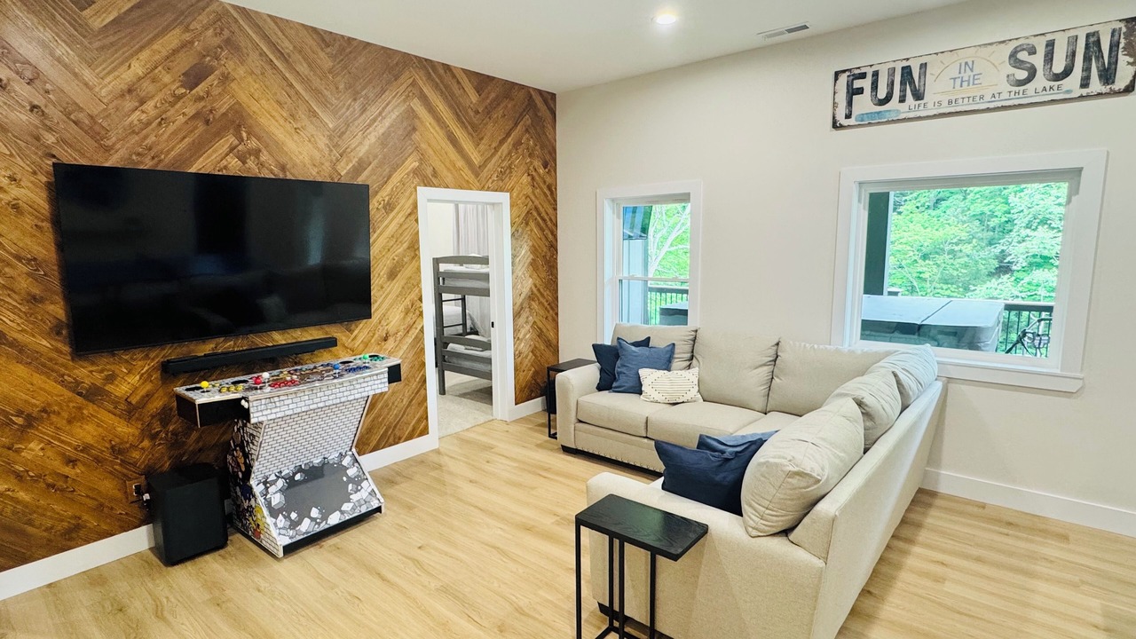 Photo of Livingroom in La Follette