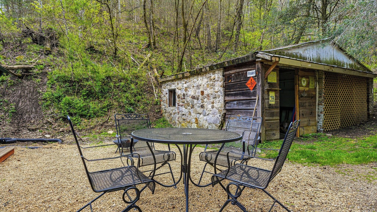 Photo of Outdoor in Townsend